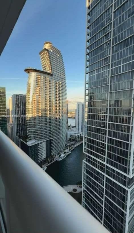 485 Brickell Ave # 3711, Miami FL 33131 — 16