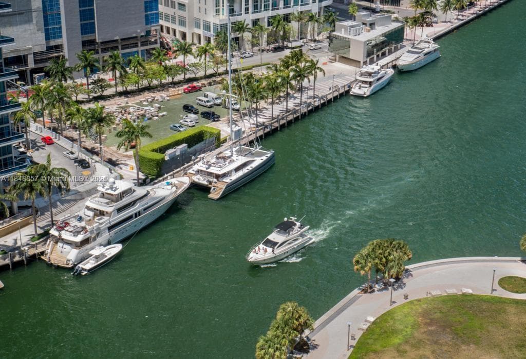 485 Brickell Ave # 3711, Miami FL 33131 — 1