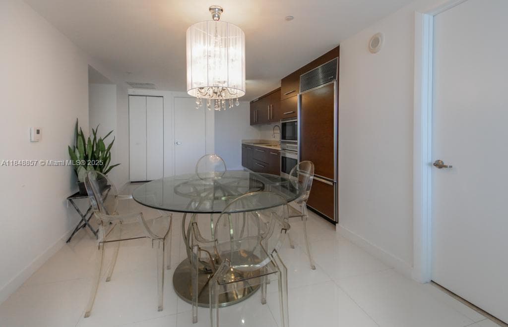 485 Brickell Ave # 3711, Miami FL 33131 — 10