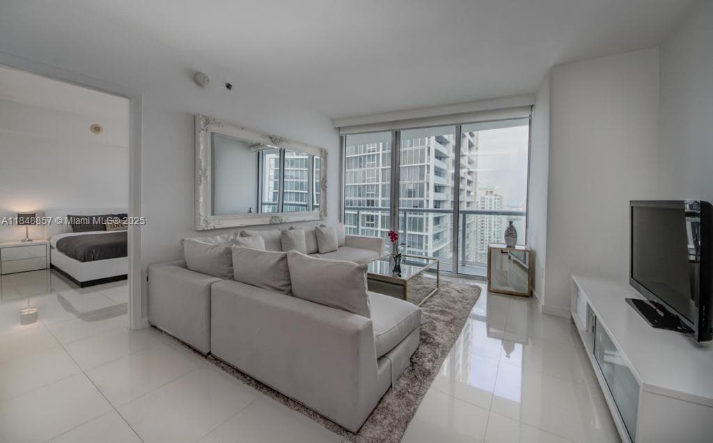 485 Brickell Ave # 3711, Miami FL 33131 — 8