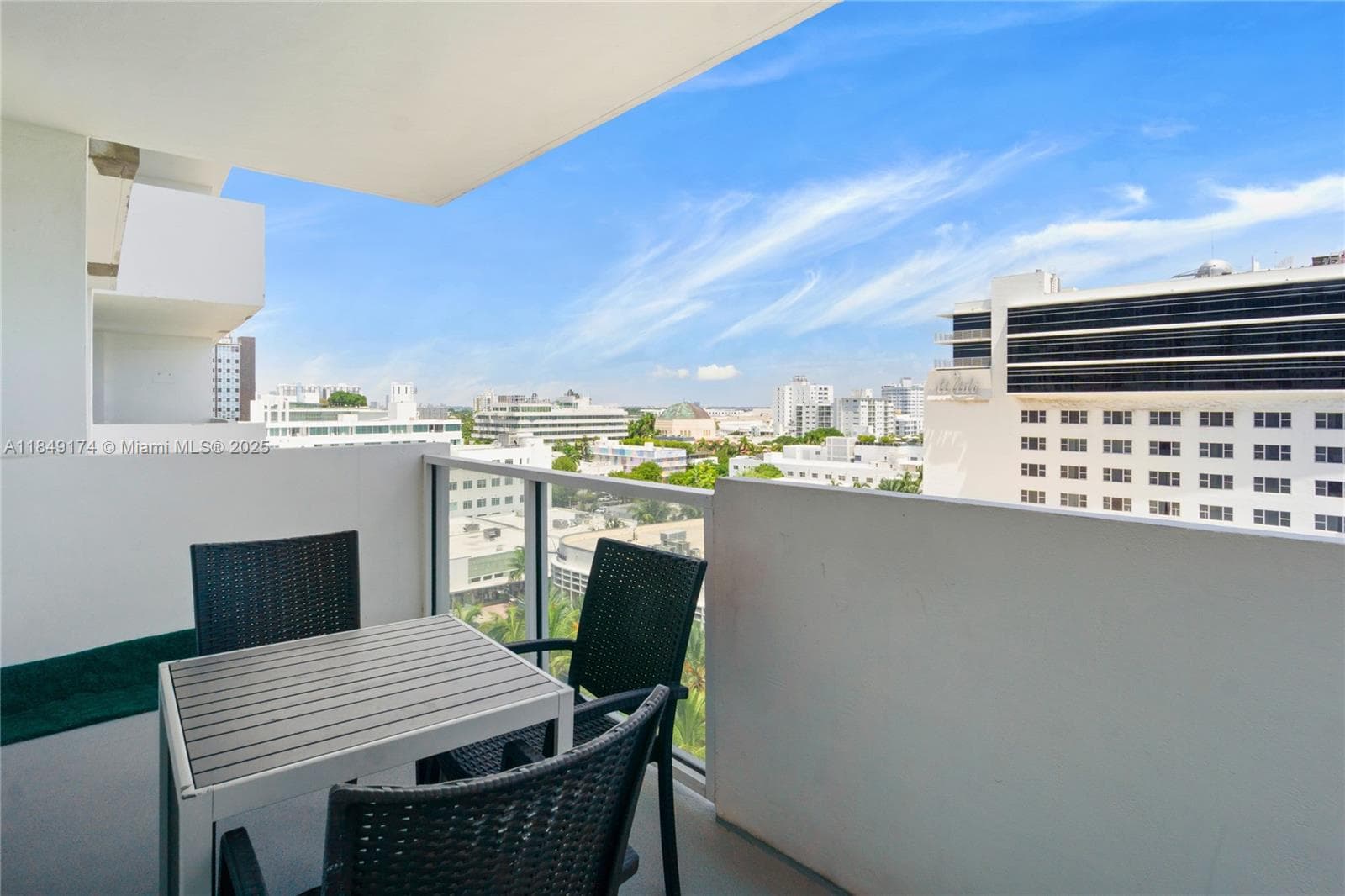 100 Lincoln Rd # 923, Miami Beach FL 33139 — 23