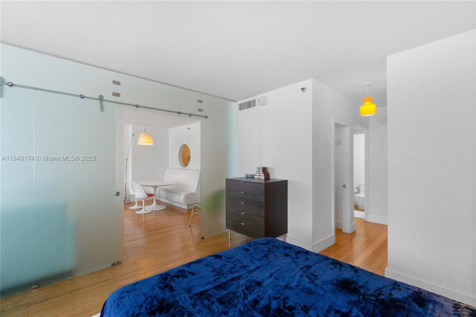 100 Lincoln Rd # 923, Miami Beach FL 33139 — 15