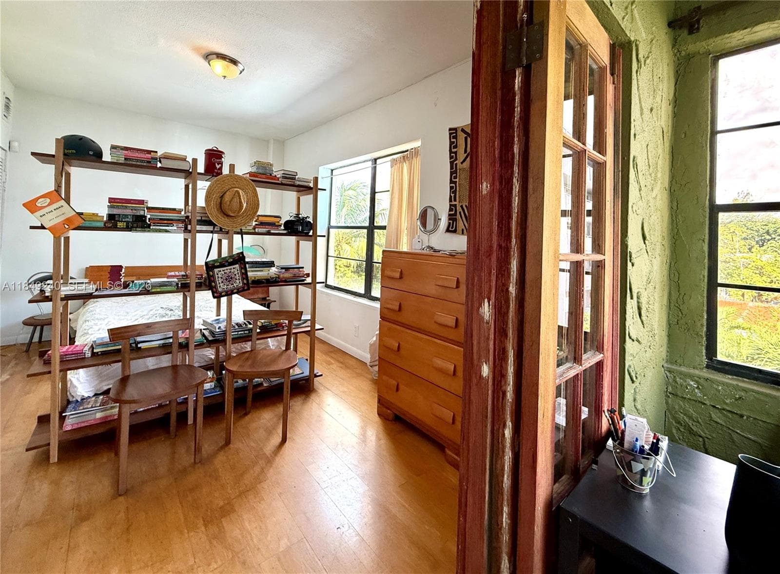 934 Michigan Ave # 304, Miami Beach FL 33139 — 3