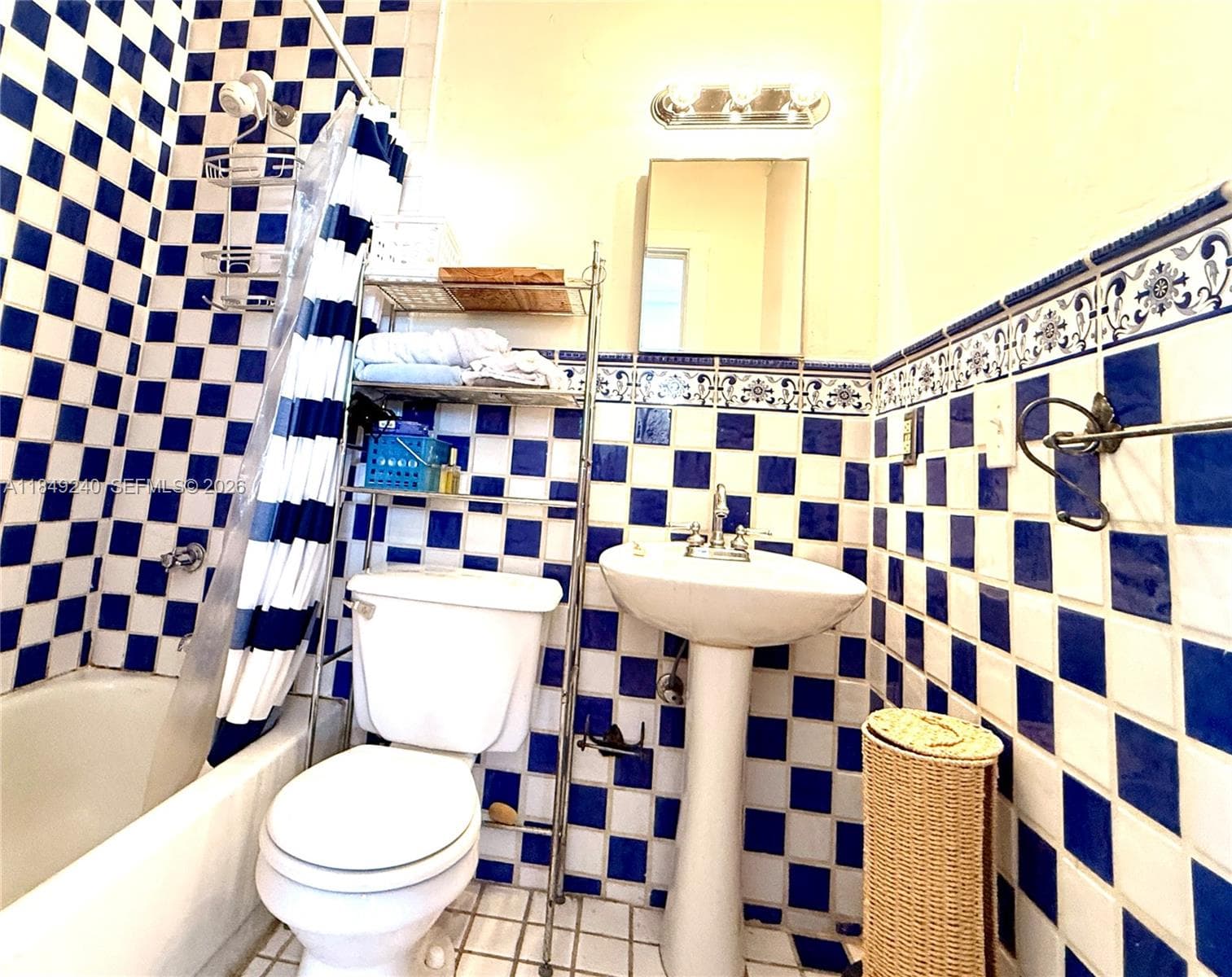 934 Michigan Ave # 304, Miami Beach FL 33139 — 5