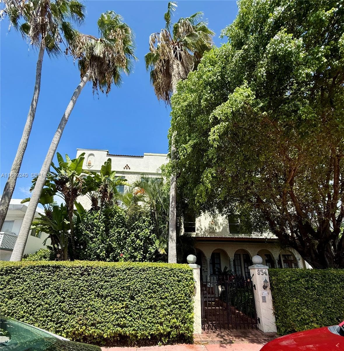 934 Michigan Ave # 304, Miami Beach FL 33139 — 30