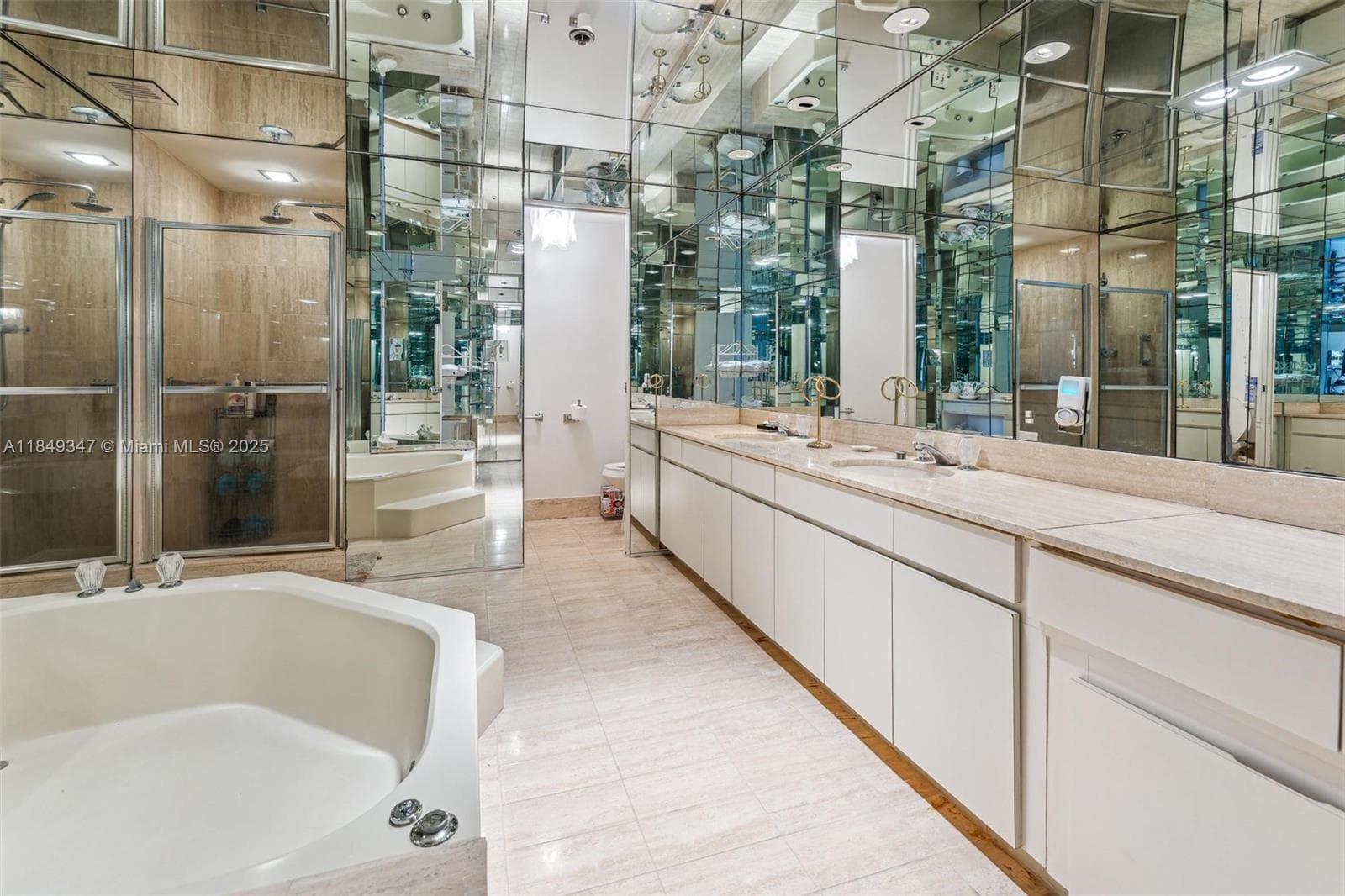 10175 Collins Ave # 1202, Bal Harbour FL 33154 — 25