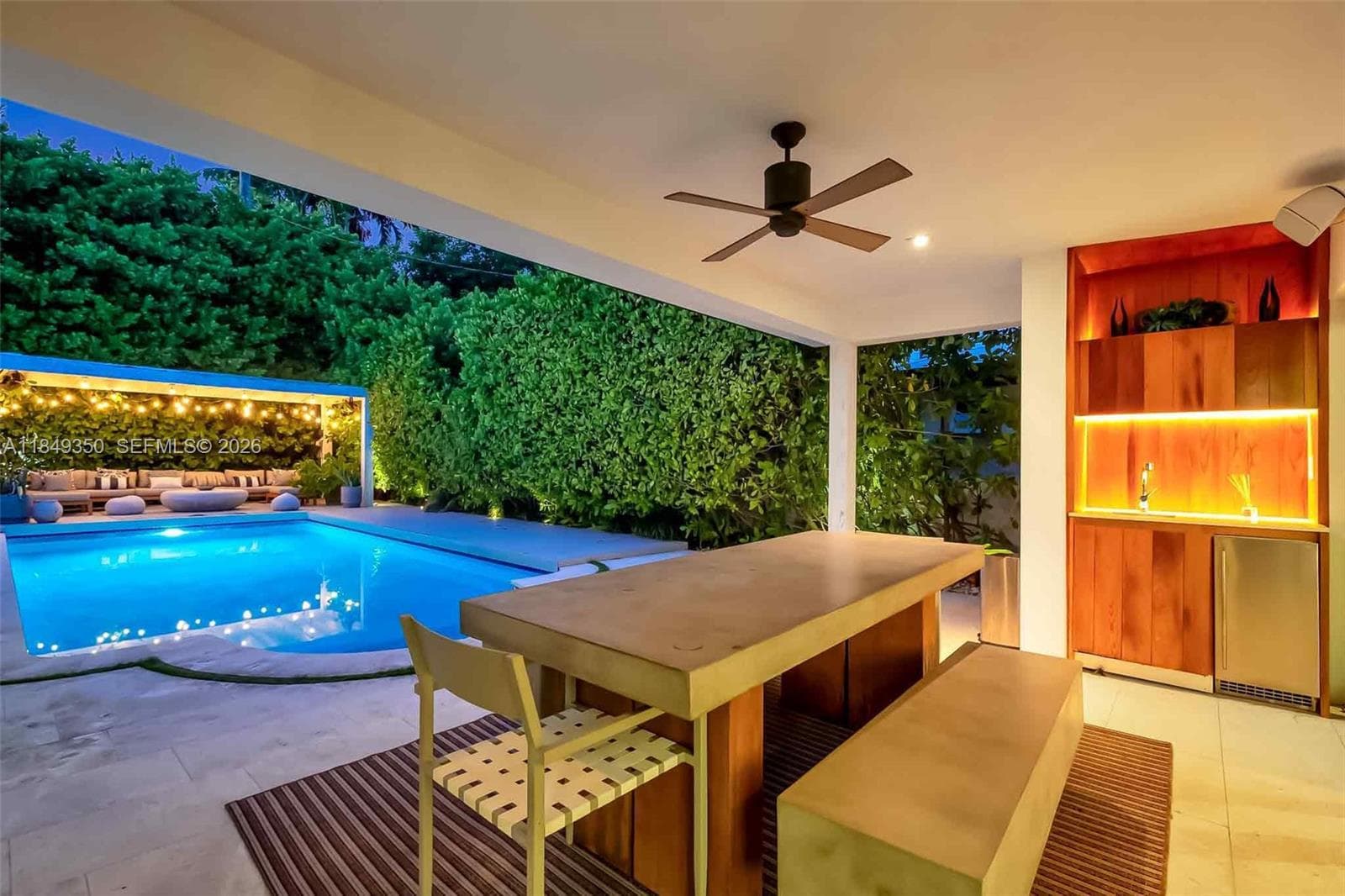 2152 Prairie Ave, Miami Beach FL 33139 — 2
