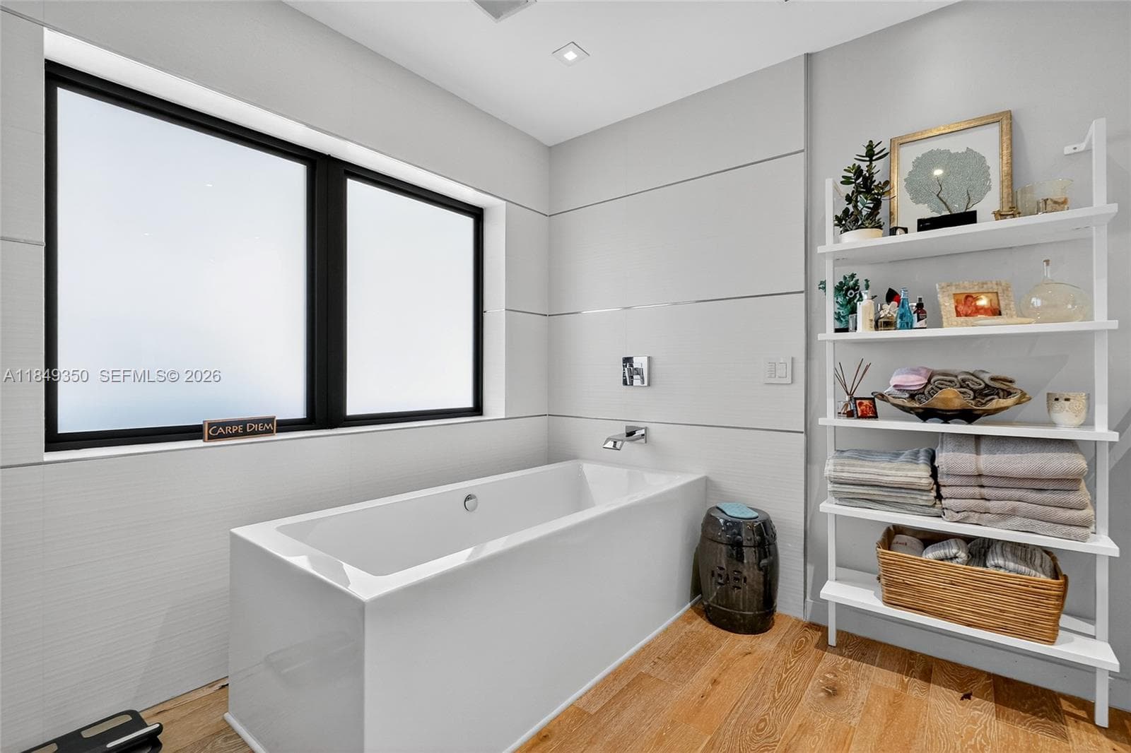 2152 Prairie Ave, Miami Beach FL 33139 — 42
