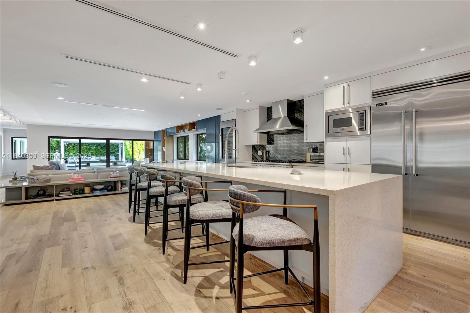 2152 Prairie Ave, Miami Beach FL 33139 — 22
