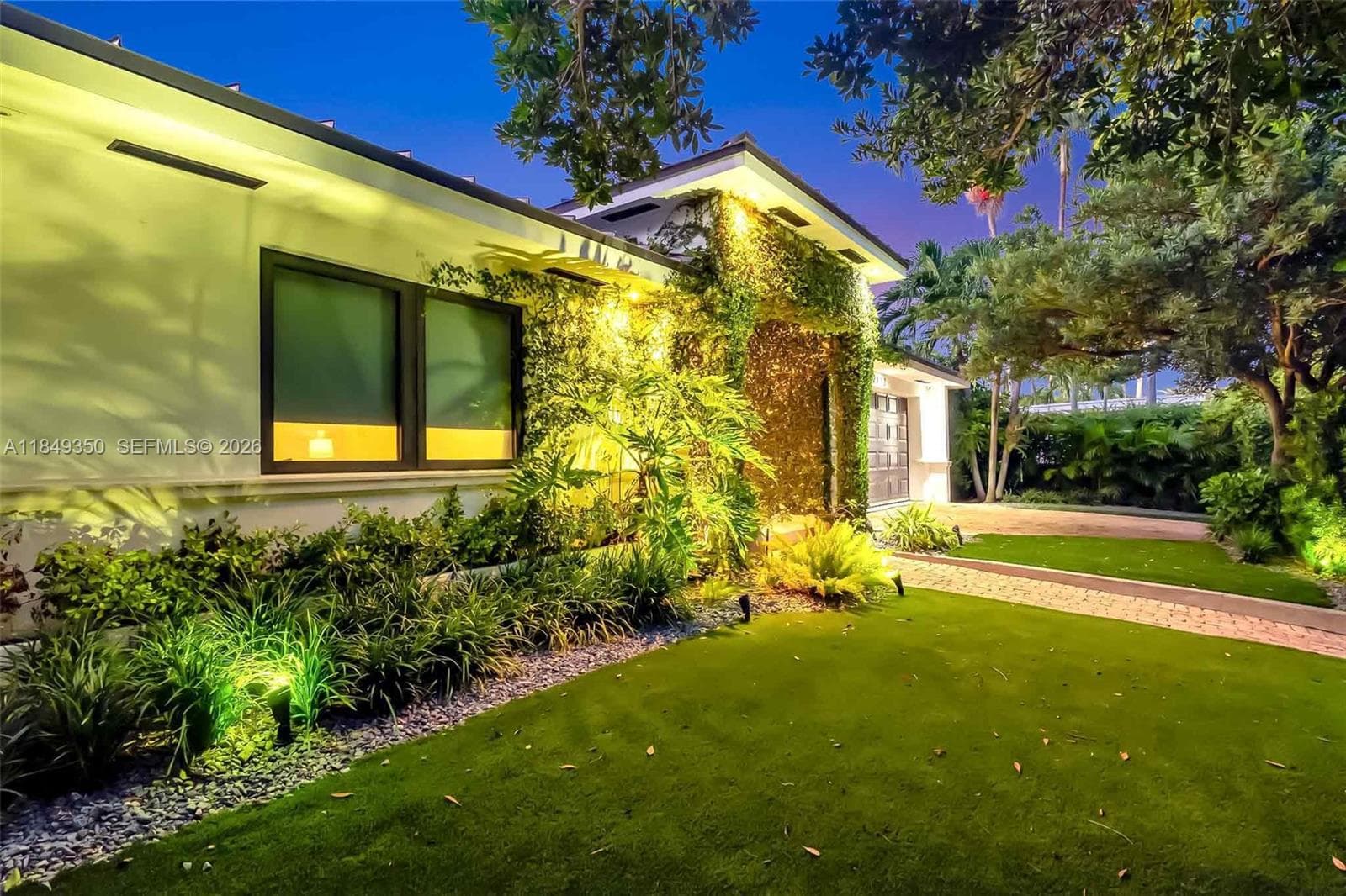 2152 Prairie Ave, Miami Beach FL 33139 — 7