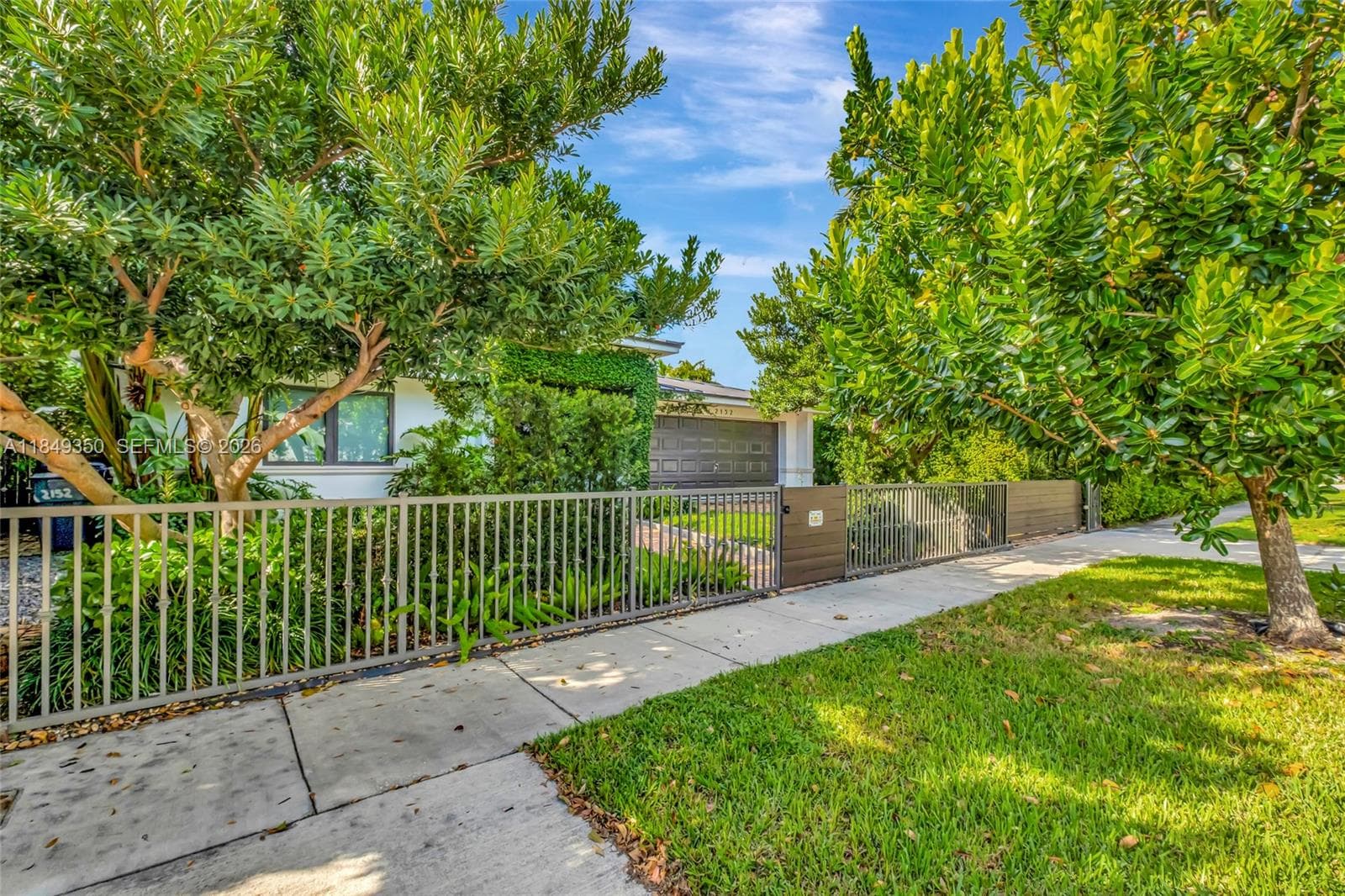 2152 Prairie Ave, Miami Beach FL 33139 — 73