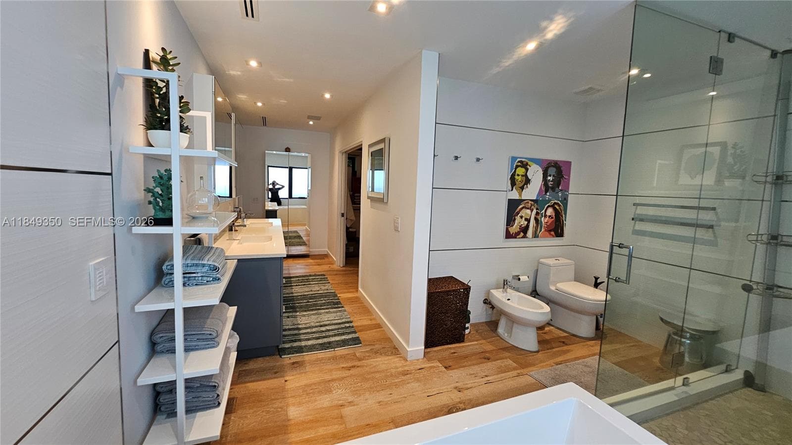 2152 Prairie Ave, Miami Beach FL 33139 — 45