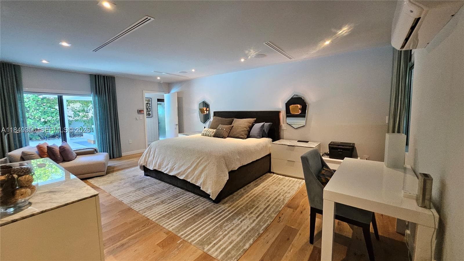 2152 Prairie Ave, Miami Beach FL 33139 — 37