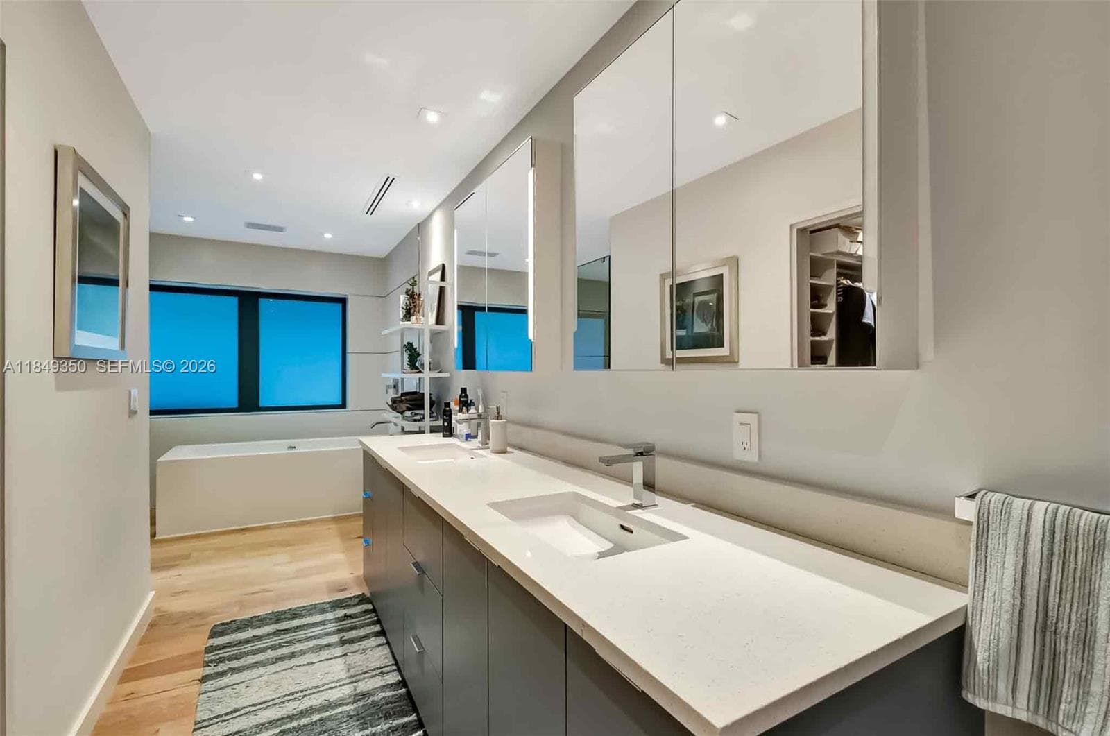 2152 Prairie Ave, Miami Beach FL 33139 — 40