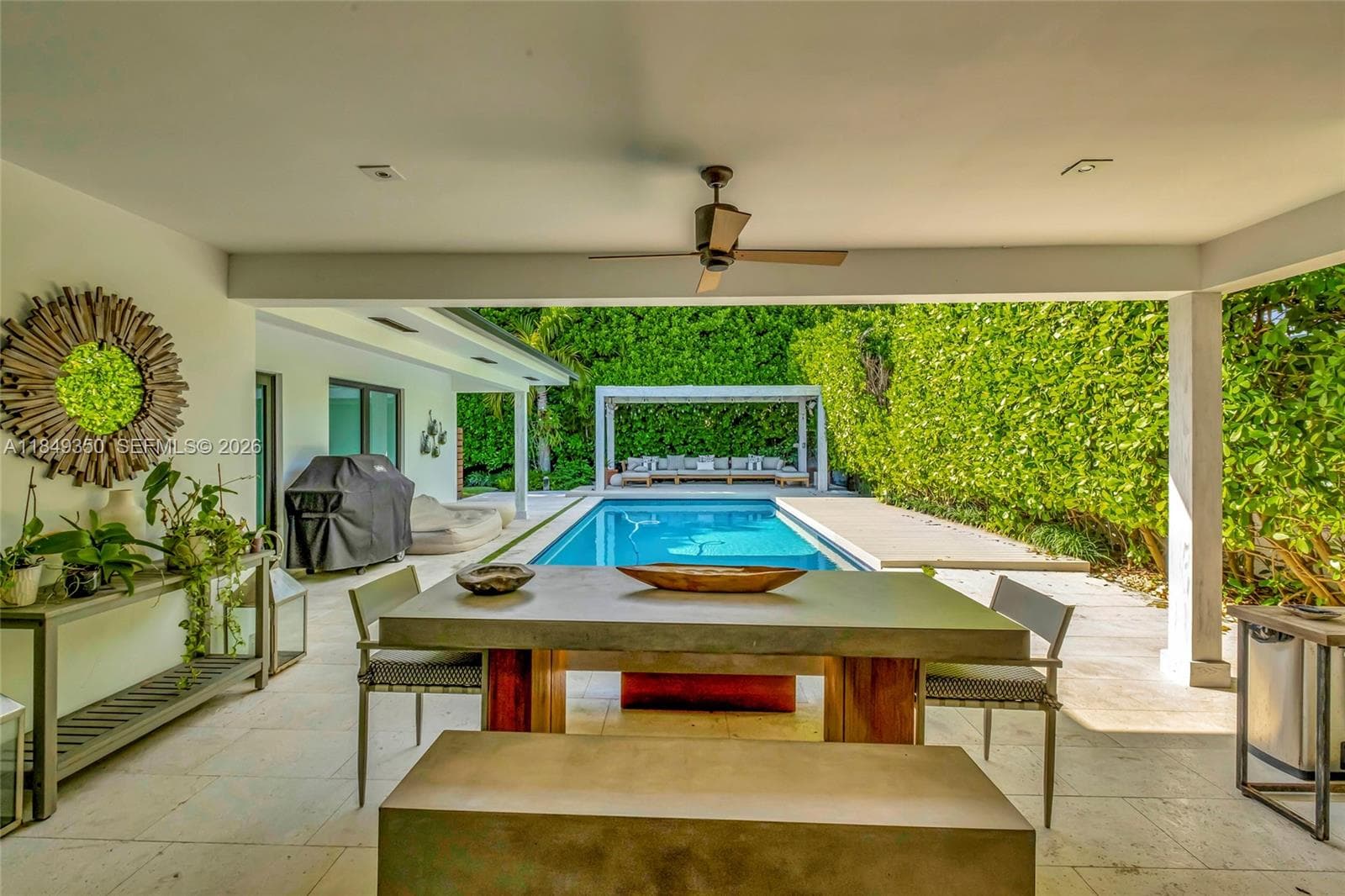 2152 Prairie Ave, Miami Beach FL 33139 — 60