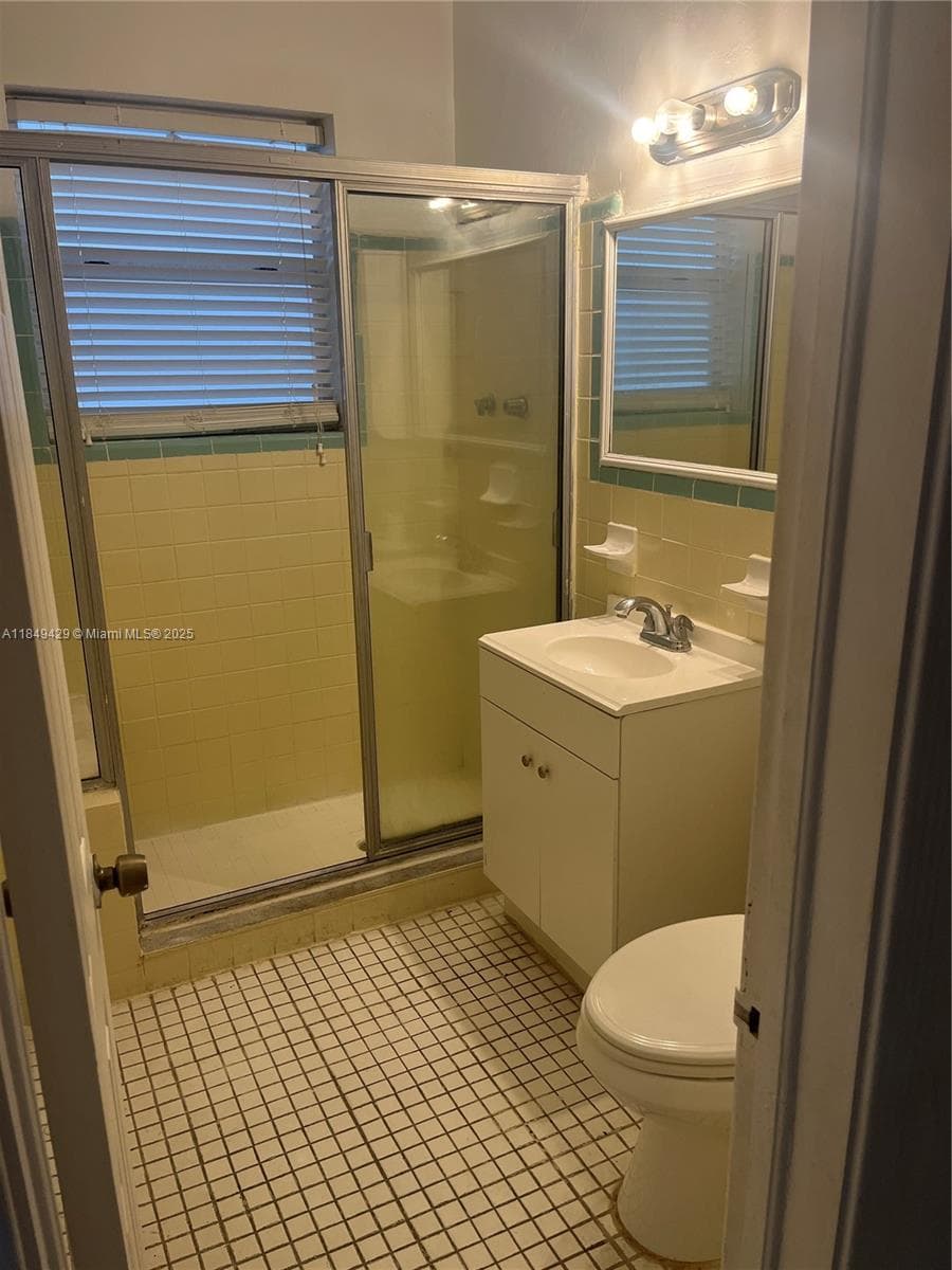 250 S Shore Dr # 5, Miami Beach FL 33141 — 13