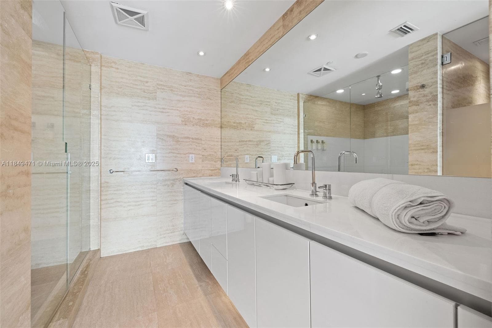 1445 16th St # 602, Miami Beach FL 33139 — 28