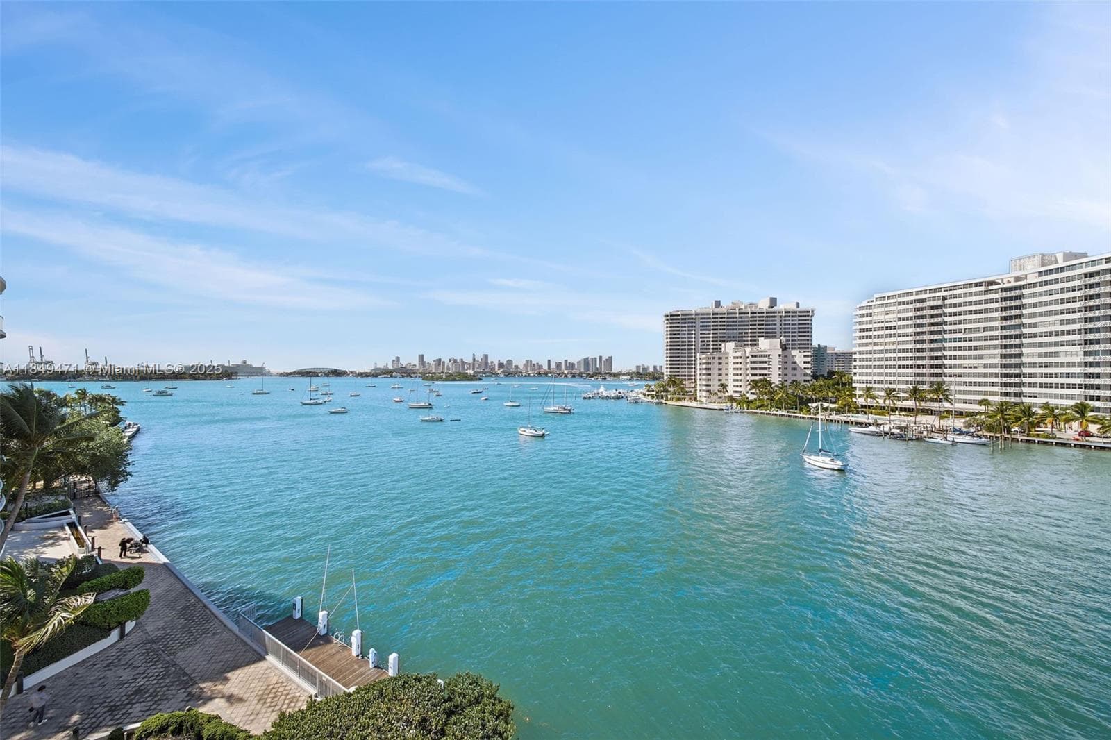 1445 16th St # 602, Miami Beach FL 33139 — 33