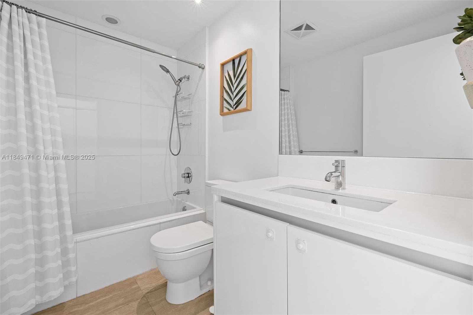 1445 16th St # 602, Miami Beach FL 33139 — 21