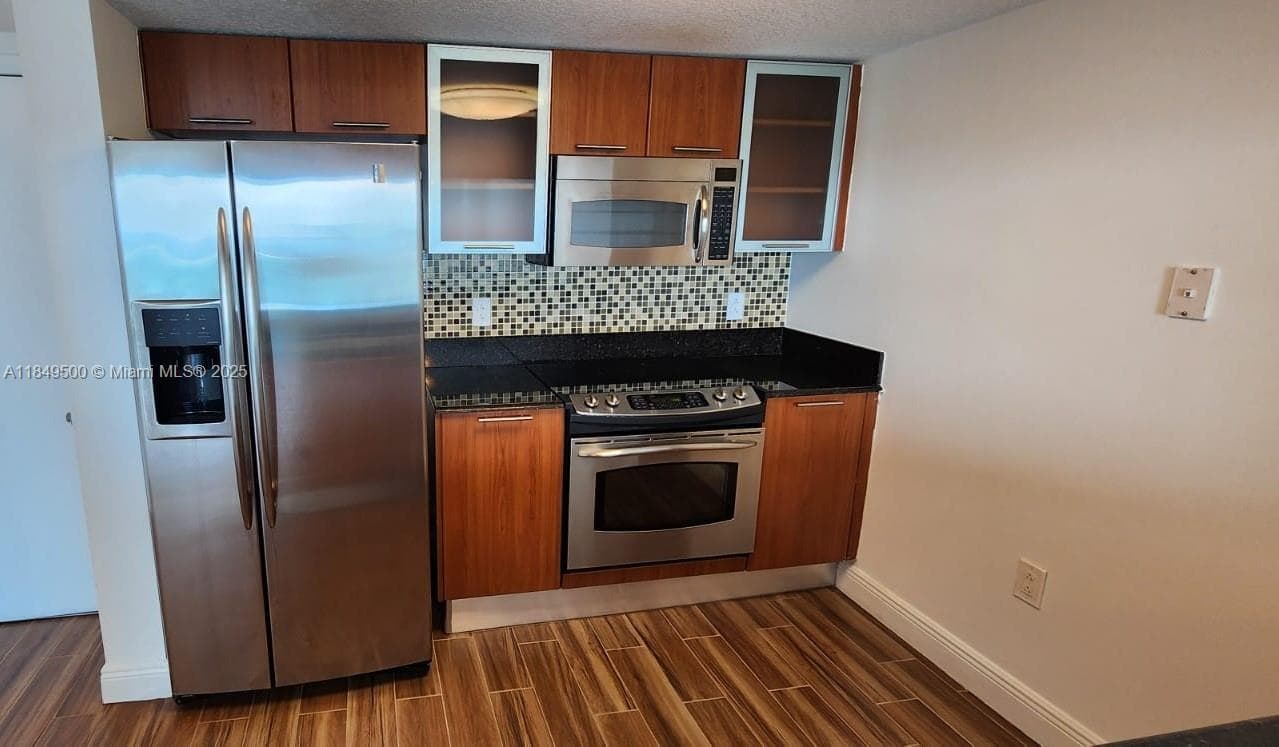 1800 N Bayshore Dr # 3808, Miami FL 33132 — 7
