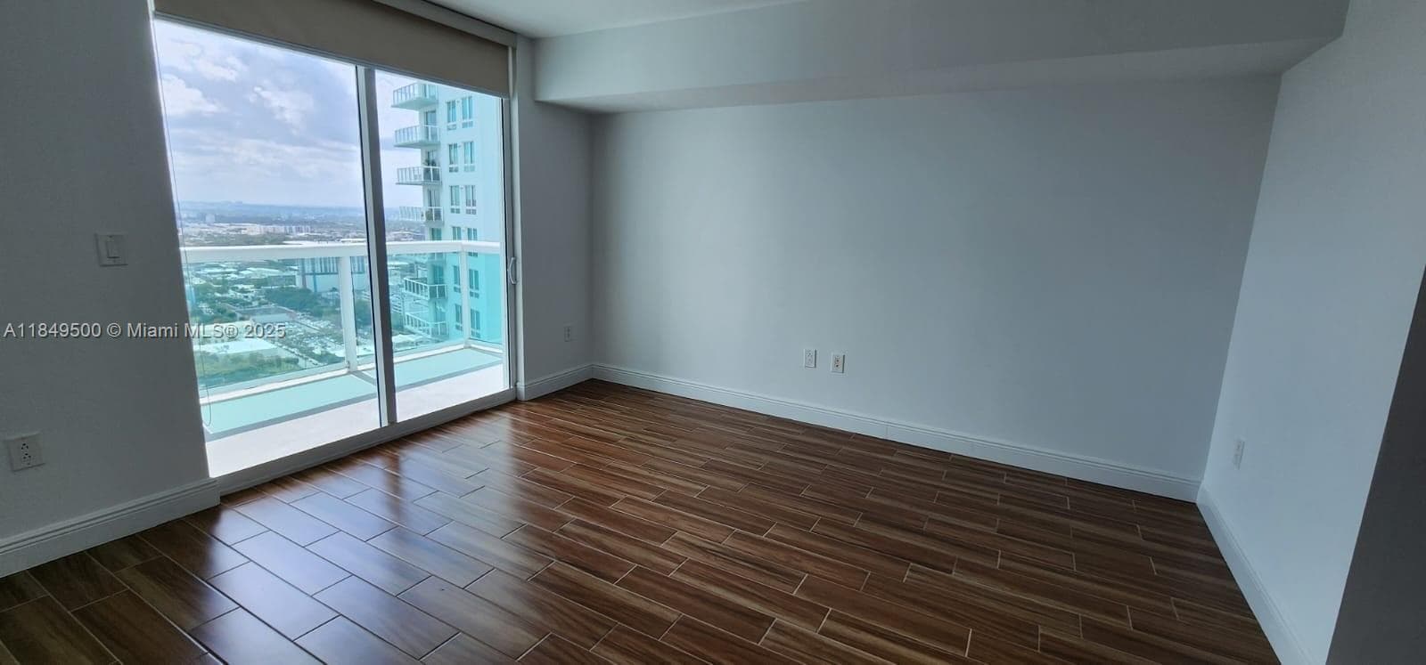 1800 N Bayshore Dr # 3808, Miami FL 33132 — 18