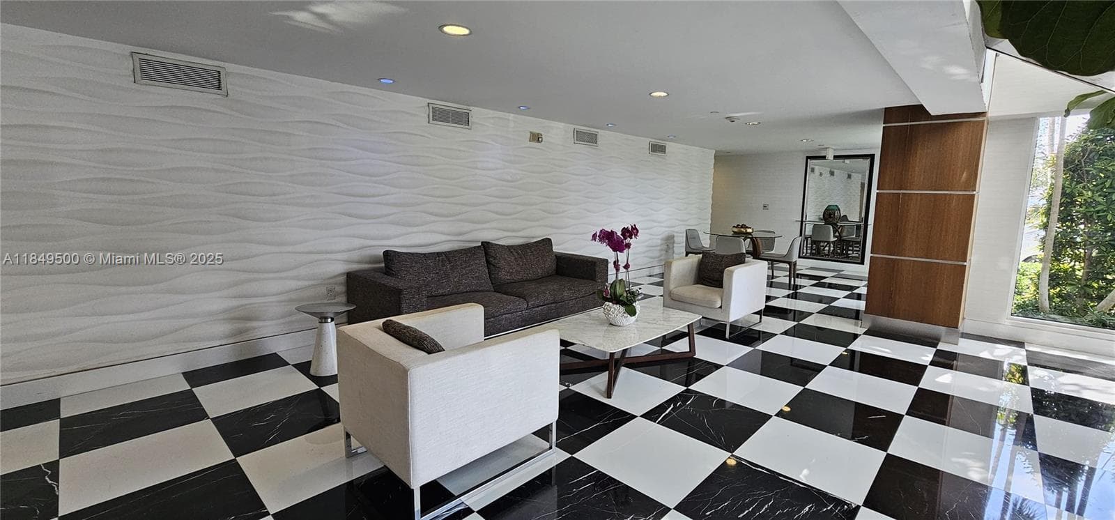 1800 N Bayshore Dr # 3808, Miami FL 33132 — 25