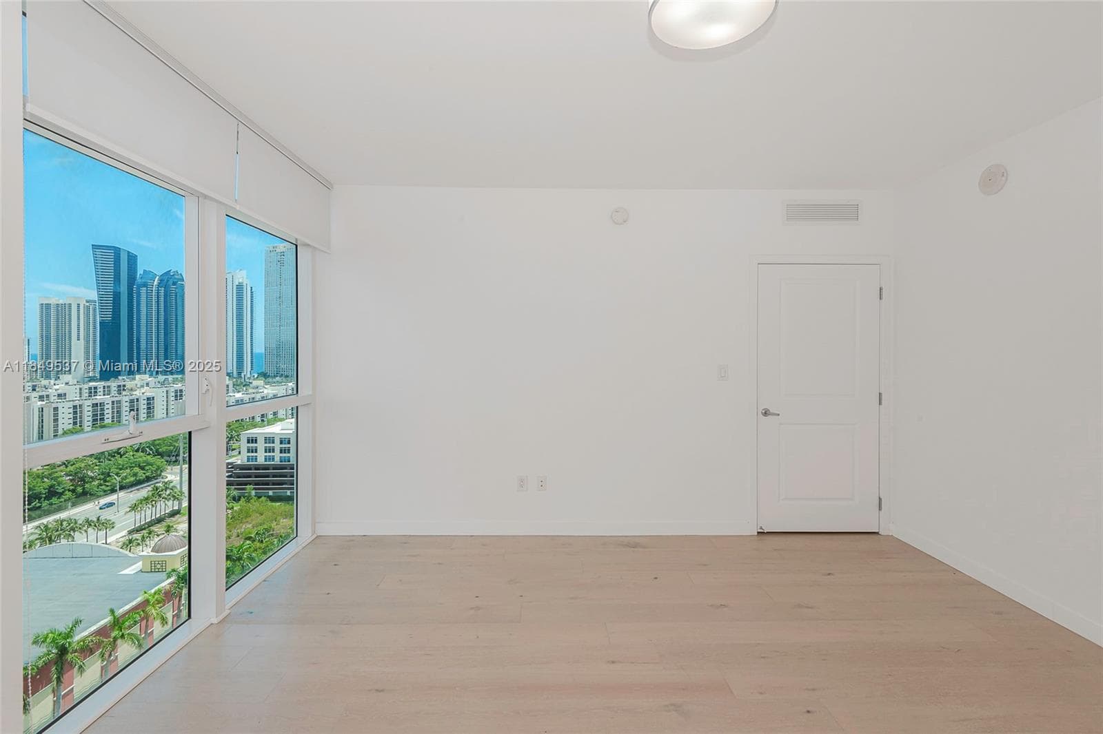 400 Sunny Isles Blvd, Sunny Isles Beach FL 33160 — 23