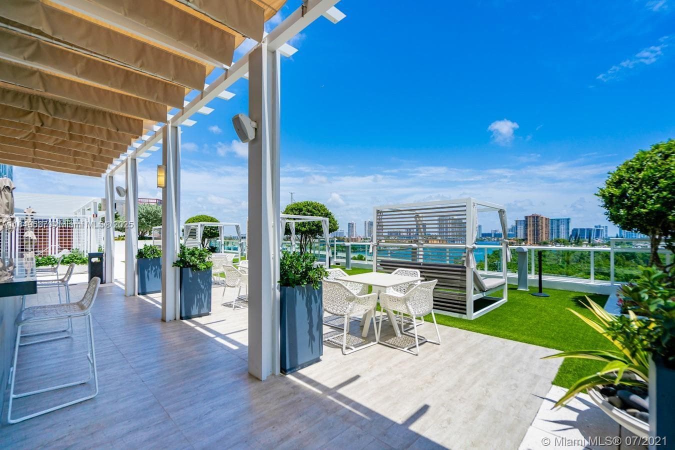 400 Sunny Isles Blvd, Sunny Isles Beach FL 33160 — 46