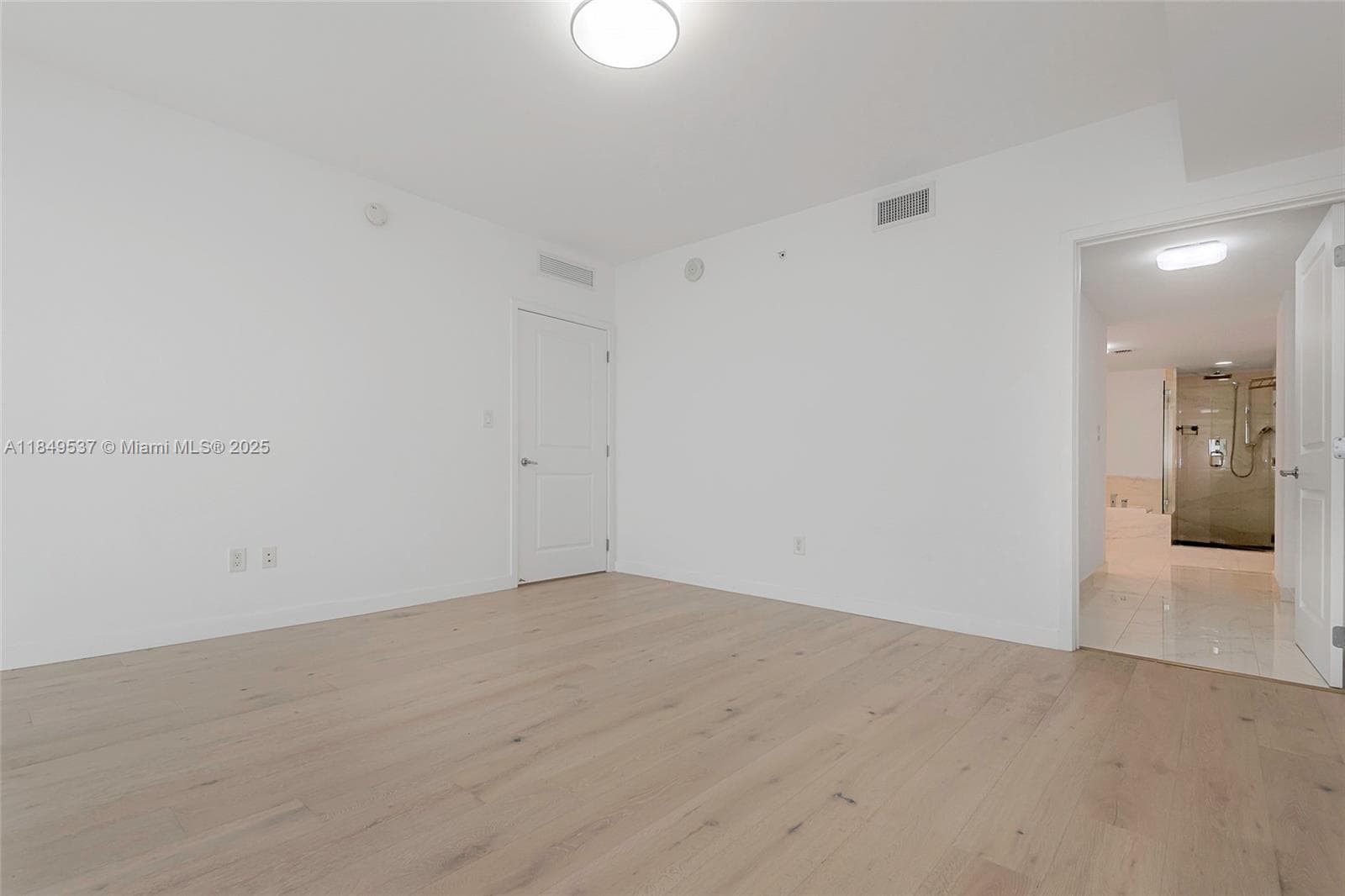 400 Sunny Isles Blvd, Sunny Isles Beach FL 33160 — 24