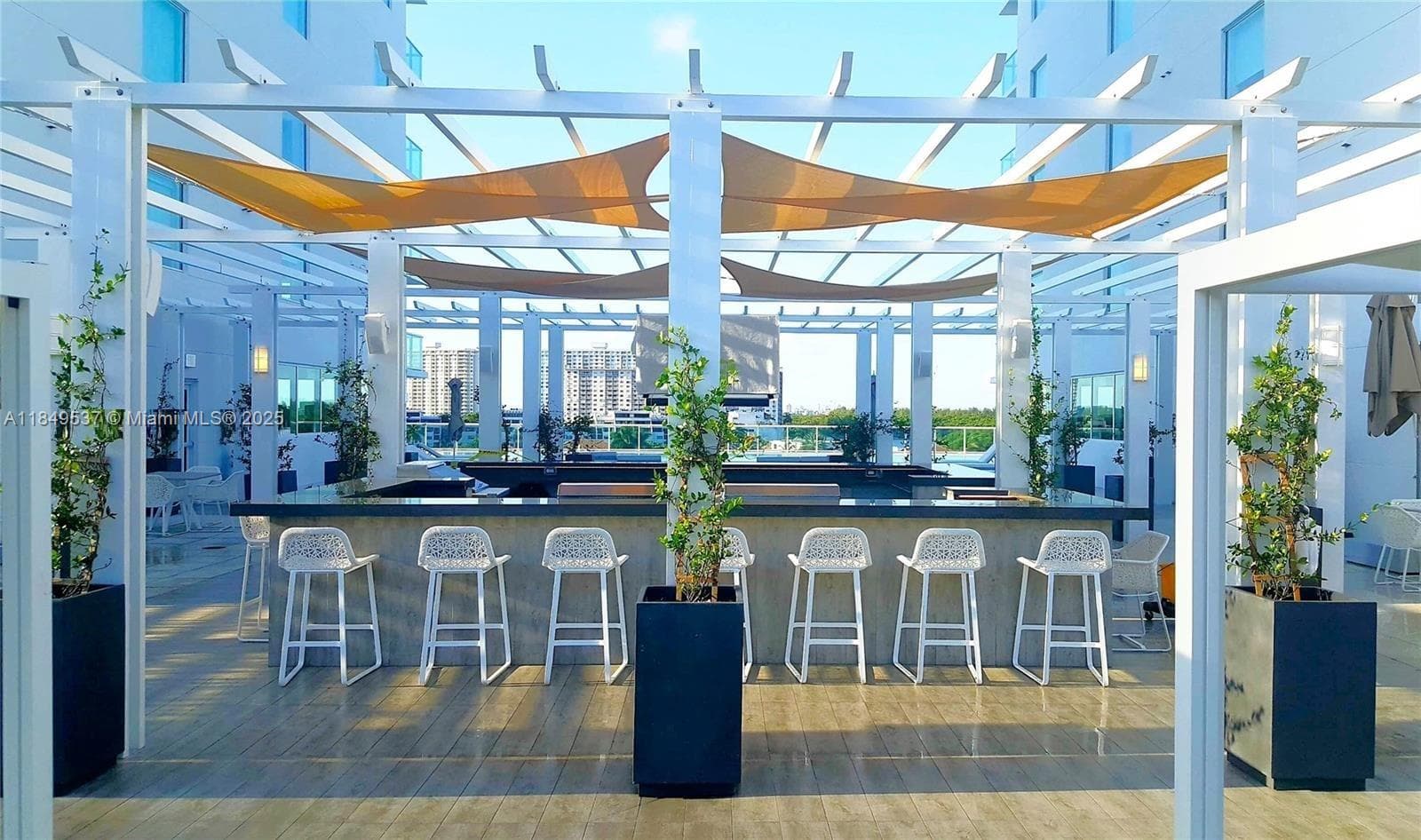 400 Sunny Isles Blvd, Sunny Isles Beach FL 33160 — 48