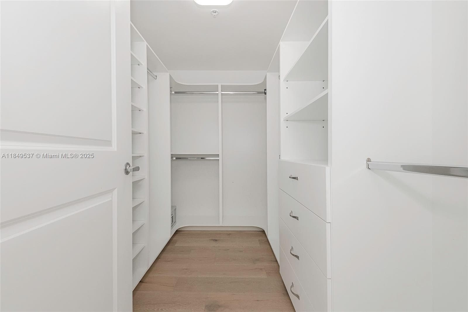 400 Sunny Isles Blvd, Sunny Isles Beach FL 33160 — 25