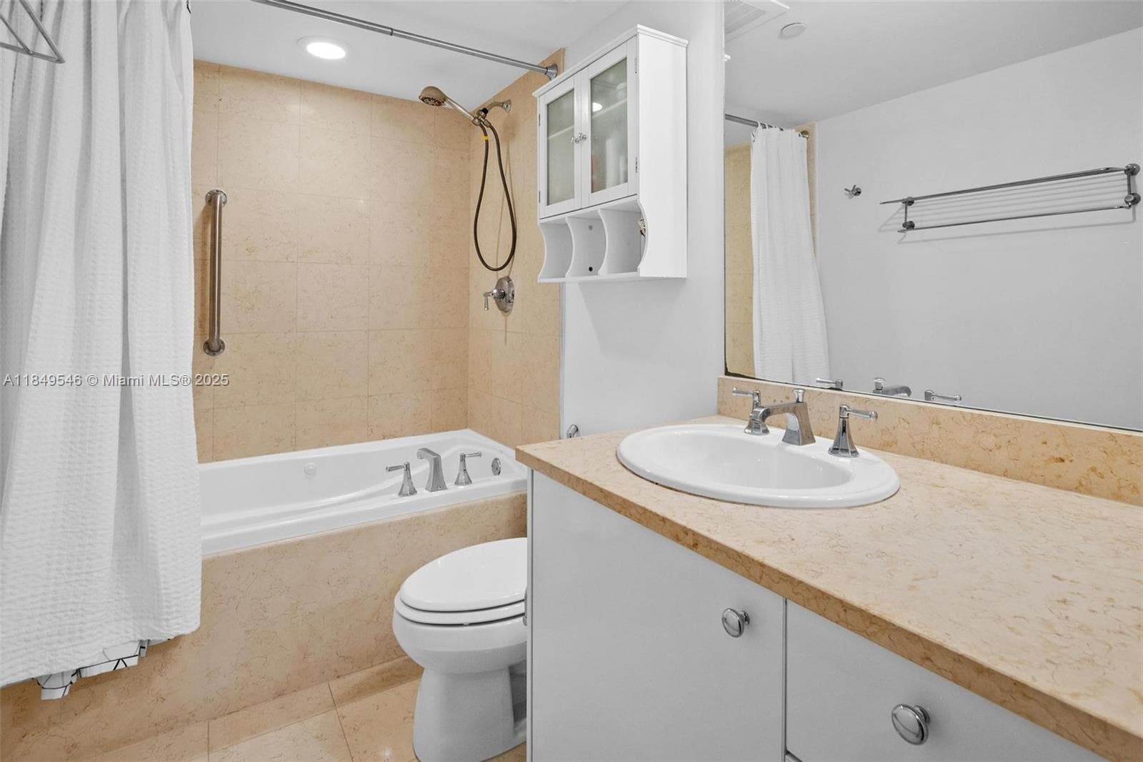 19900 E Country Club Dr # 212, Aventura FL 33180 — 20