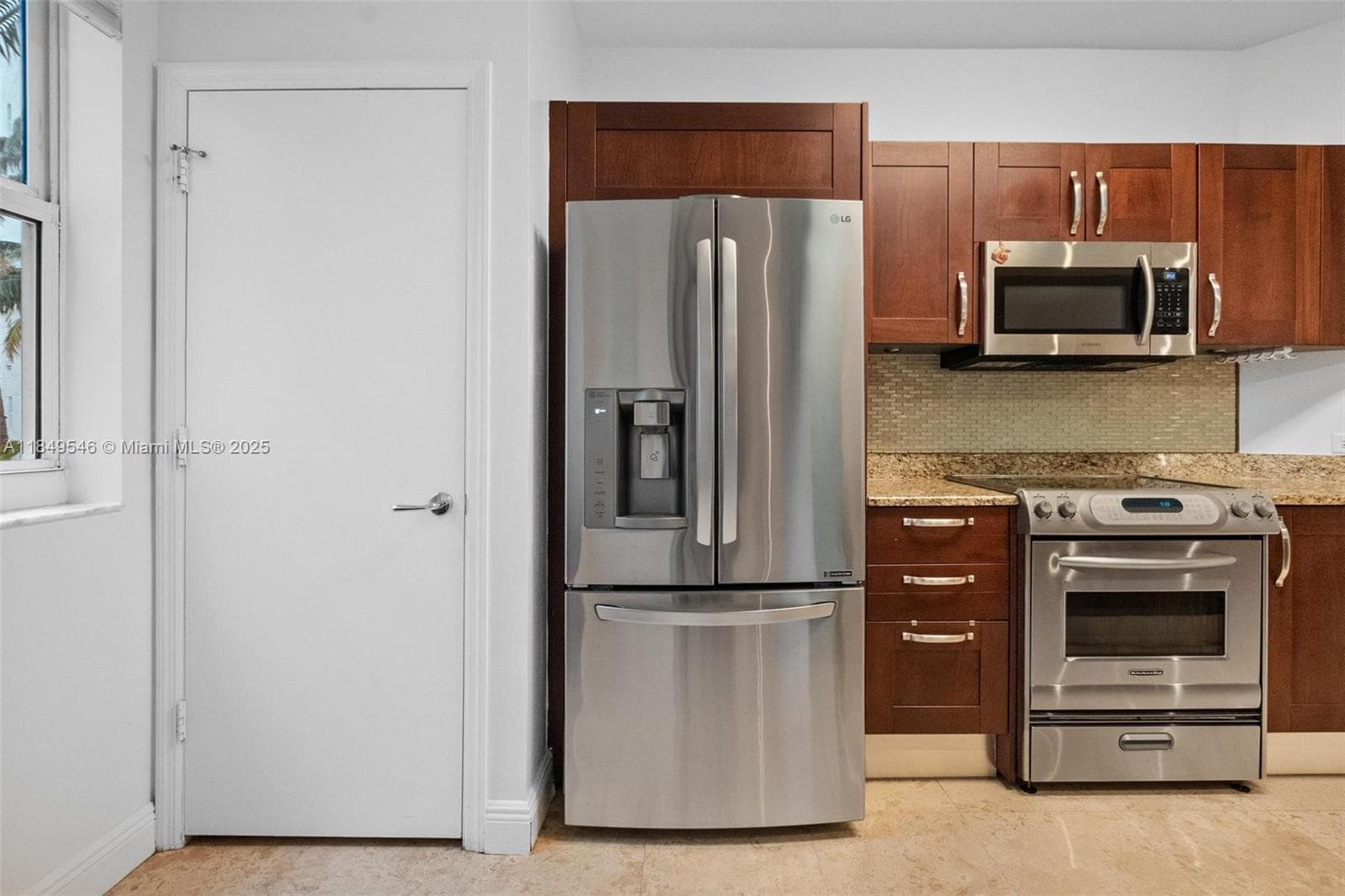 19900 E Country Club Dr # 212, Aventura FL 33180 — 11