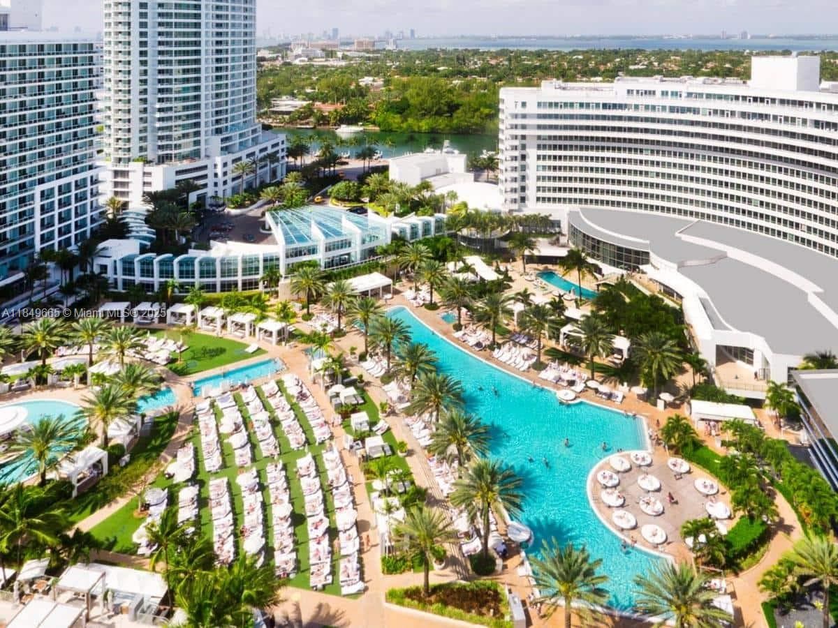 4391 Collins Ave # 918, Miami Beach FL 33140 — 6