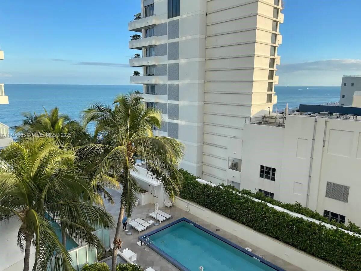 4391 Collins Ave # 918, Miami Beach FL 33140 — 8