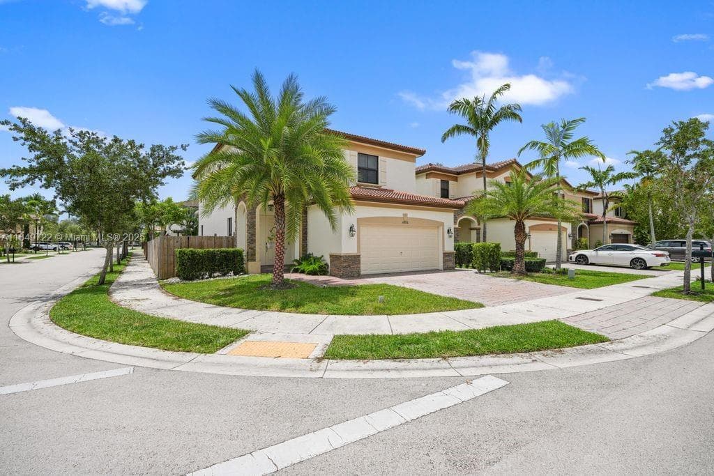 10016 NW 89th Ter, Doral FL 33178 — 6