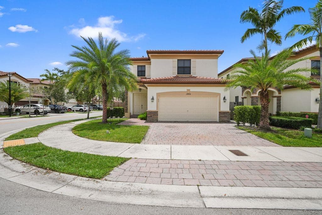 10016 NW 89th Ter, Doral FL 33178 — 1