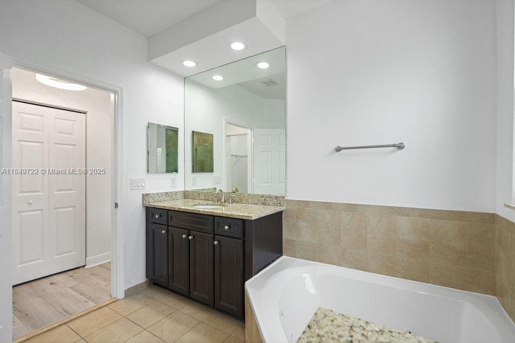 10016 NW 89th Ter, Doral FL 33178 — 30