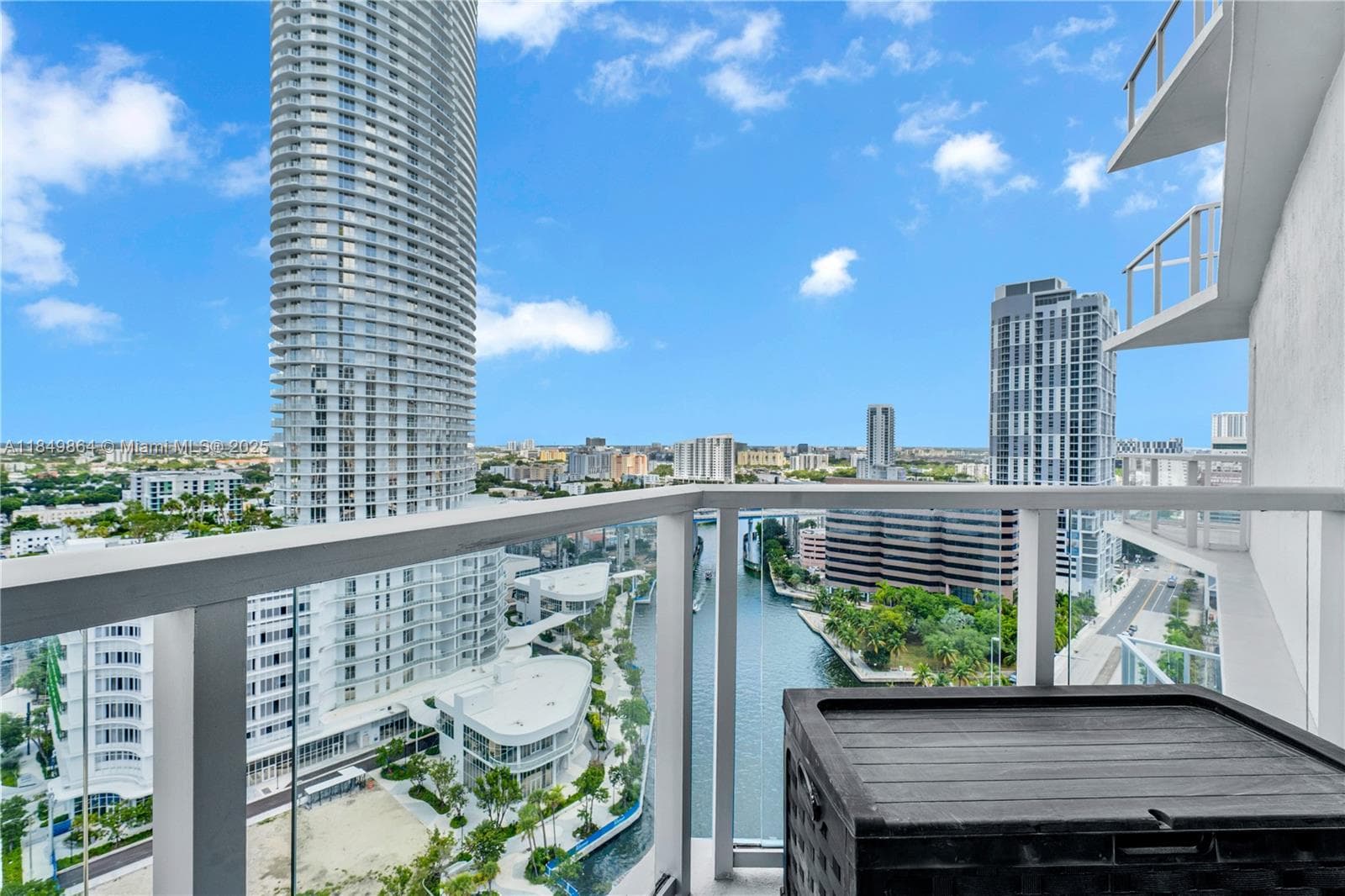 185 SW 7th St # 1901, Miami FL 33130 — 31