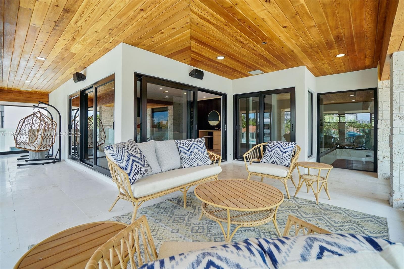3343 NE 166th St, North Miami Beach FL 33160 — 15