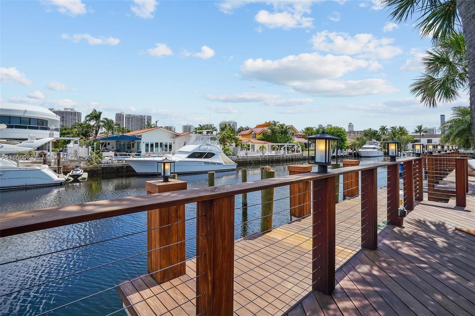 3343 NE 166th St, North Miami Beach FL 33160 — 21