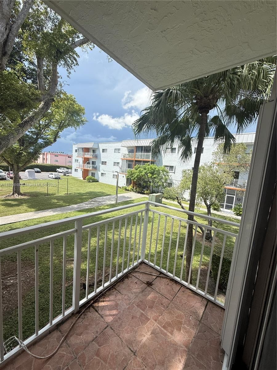 11309 SW 200th St # C213, Miami FL 33157 — 24