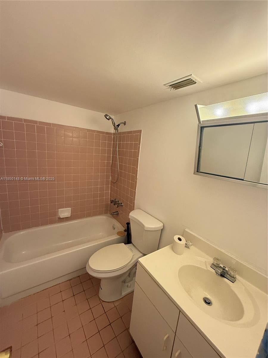 11309 SW 200th St # C213, Miami FL 33157 — 14