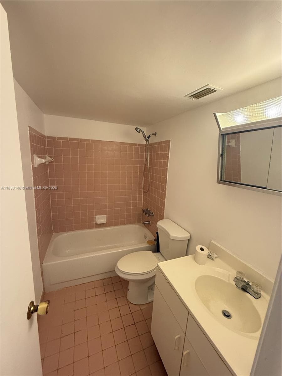 11309 SW 200th St # C213, Miami FL 33157 — 15