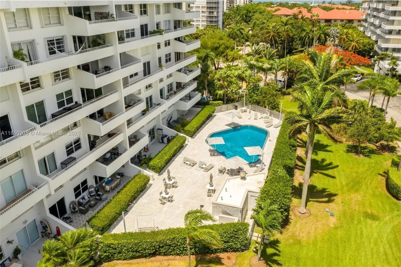 199 Ocean Lane Dr # 901, Key Biscayne FL 33149 — 30