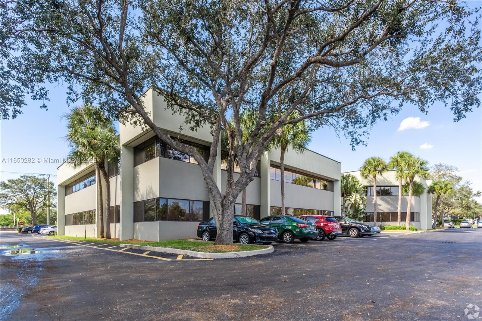 Miami Lakes, FL — 1