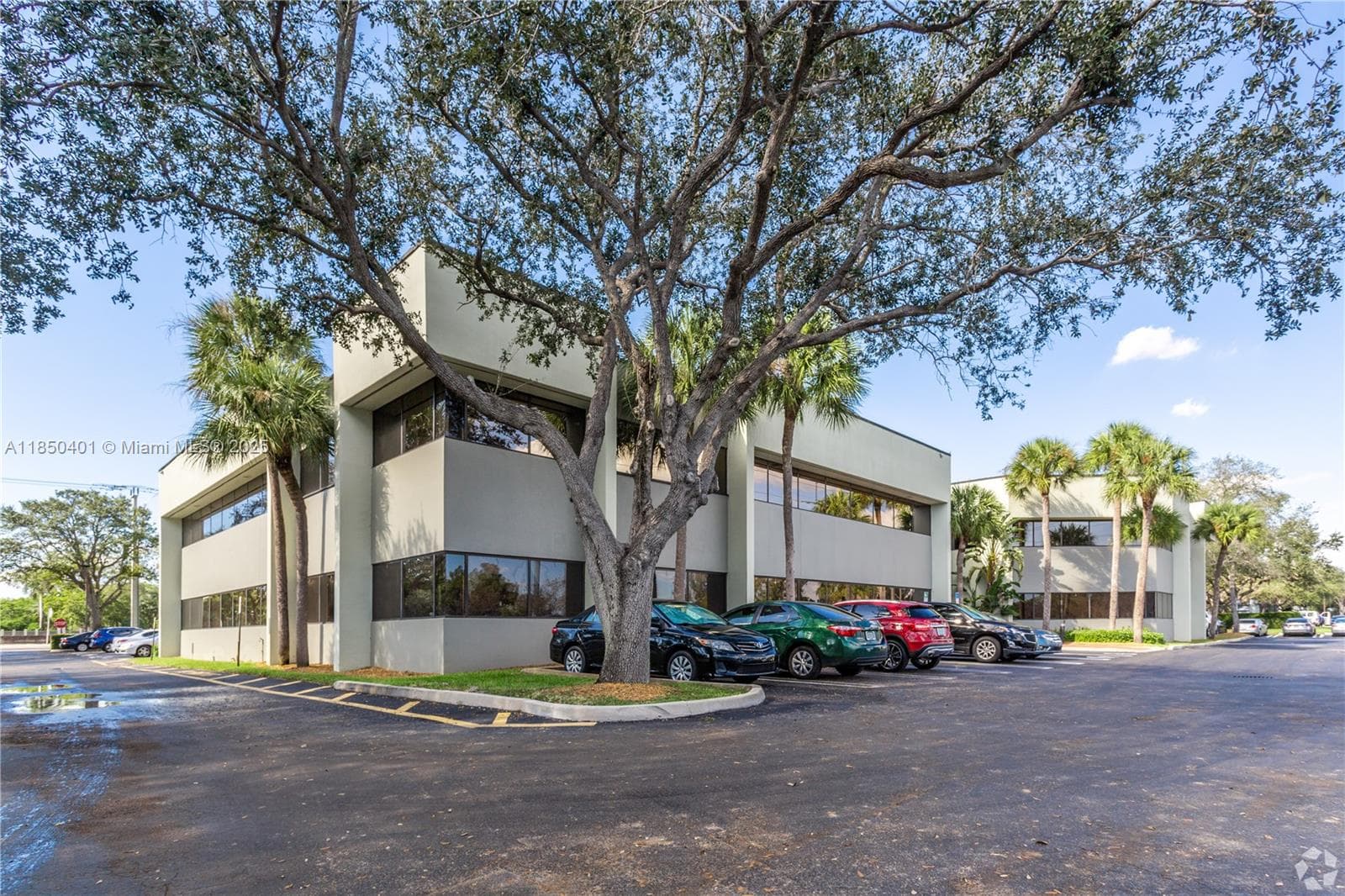 Miami Lakes, FL — 1
