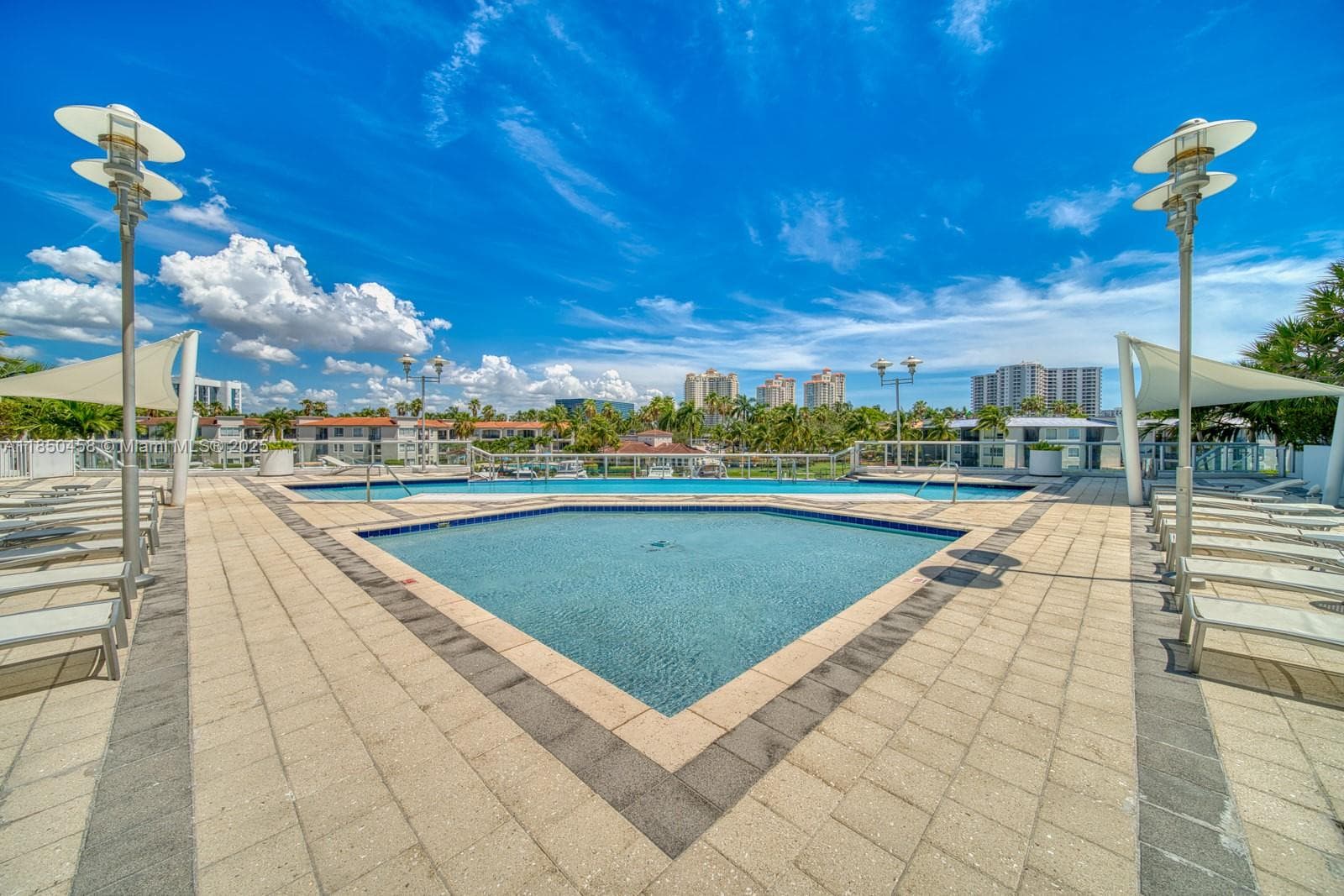3131 NE 188th St # 1103, Aventura FL 33180 — 34