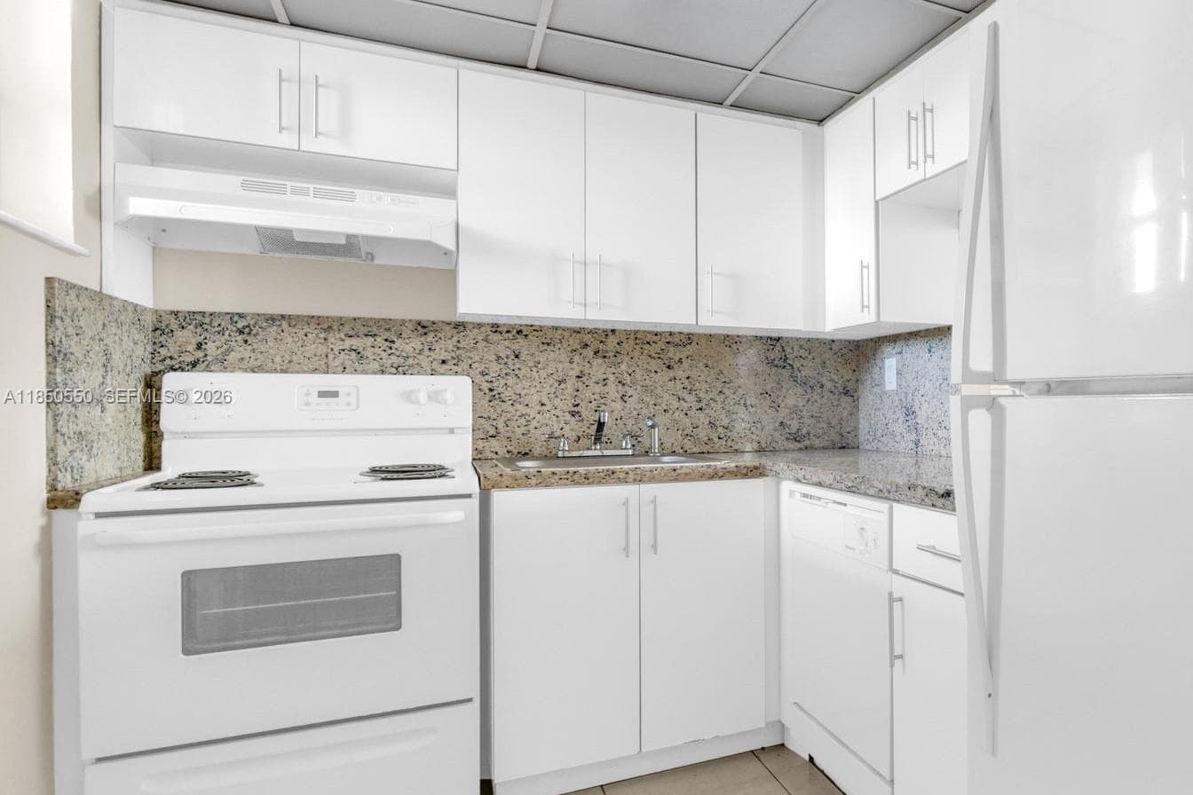6830 Indian Creek Dr # 6D, Miami Beach FL 33141 — 17