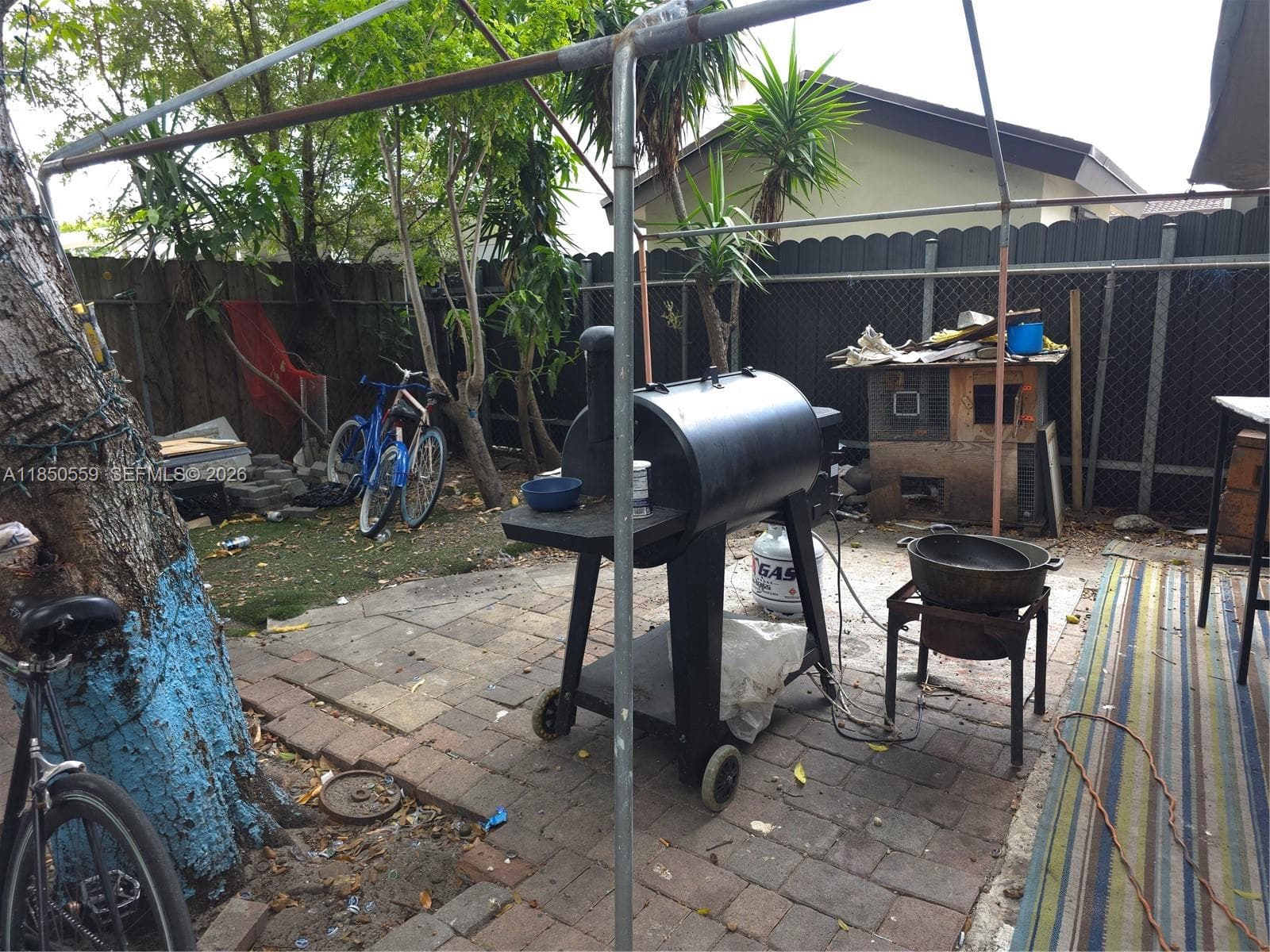 163 NW 18th Ct, Miami FL 33125 — 12
